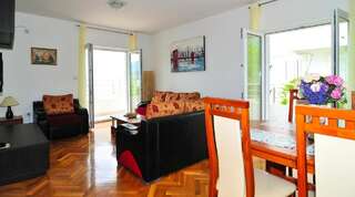 Апартаменты Apartments Bijelo Sunce Биела Апартаменты с 3 спальнями-9