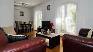 Апартаменты Apartments Bijelo Sunce Биела Апартаменты - 1-й этаж-15