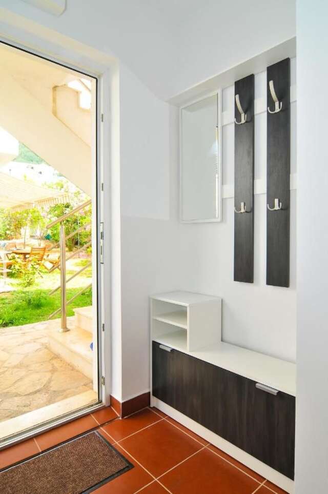 Апартаменты Apartments Bijelo Sunce Биела-16