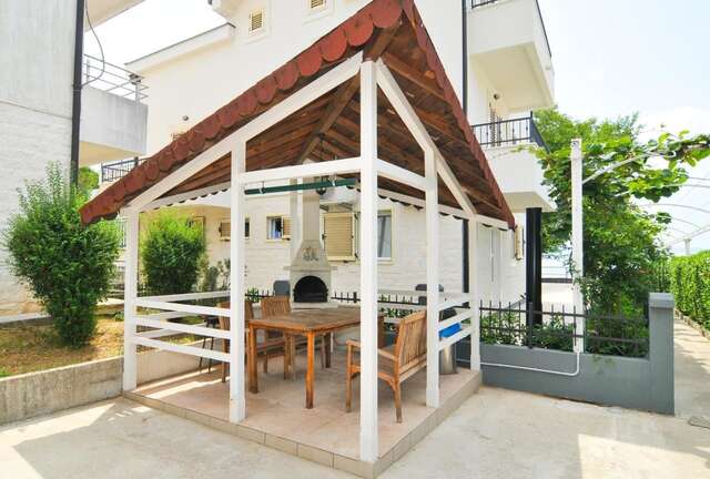 Апартаменты Apartments Bijelo Sunce Биела-18